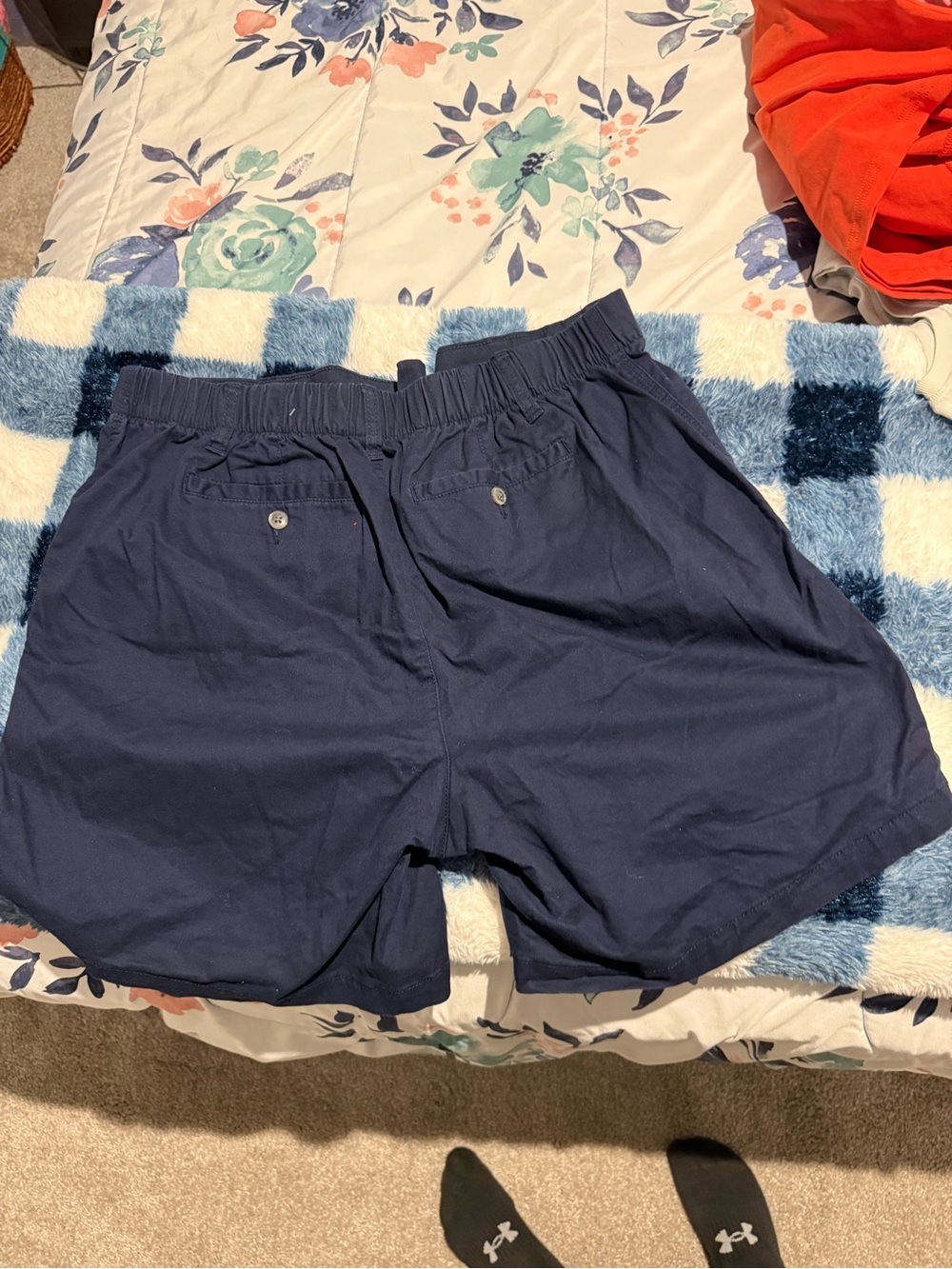 Old Navy Women's Navy Flat Front Shorts large - Picture 2 of 2